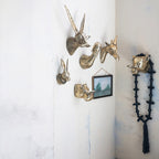 Brass Finish Cast Aluminum Rabbit Head with Ruff Collar Wall Mount