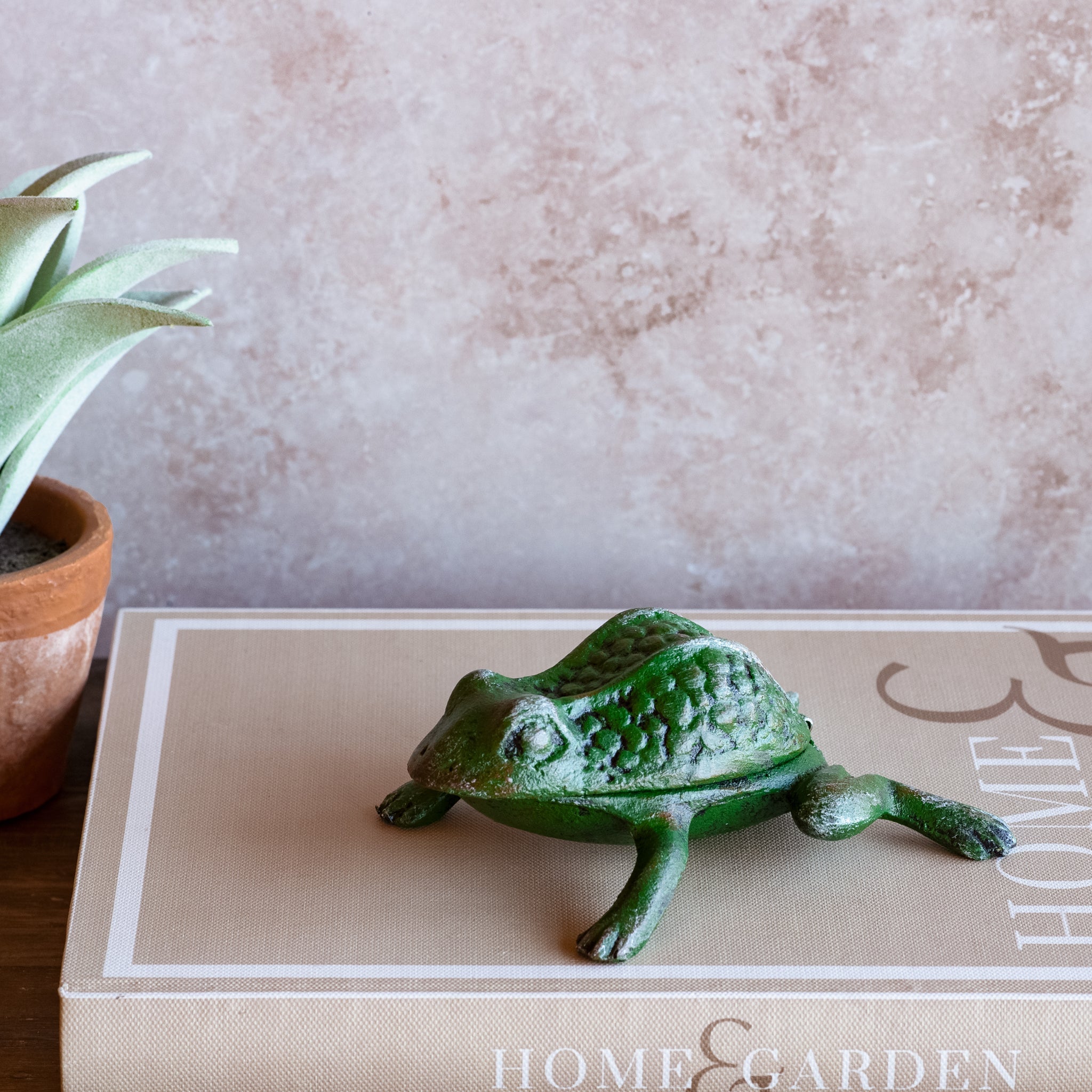 Cast Iron Frog Key Holder Trinket Box