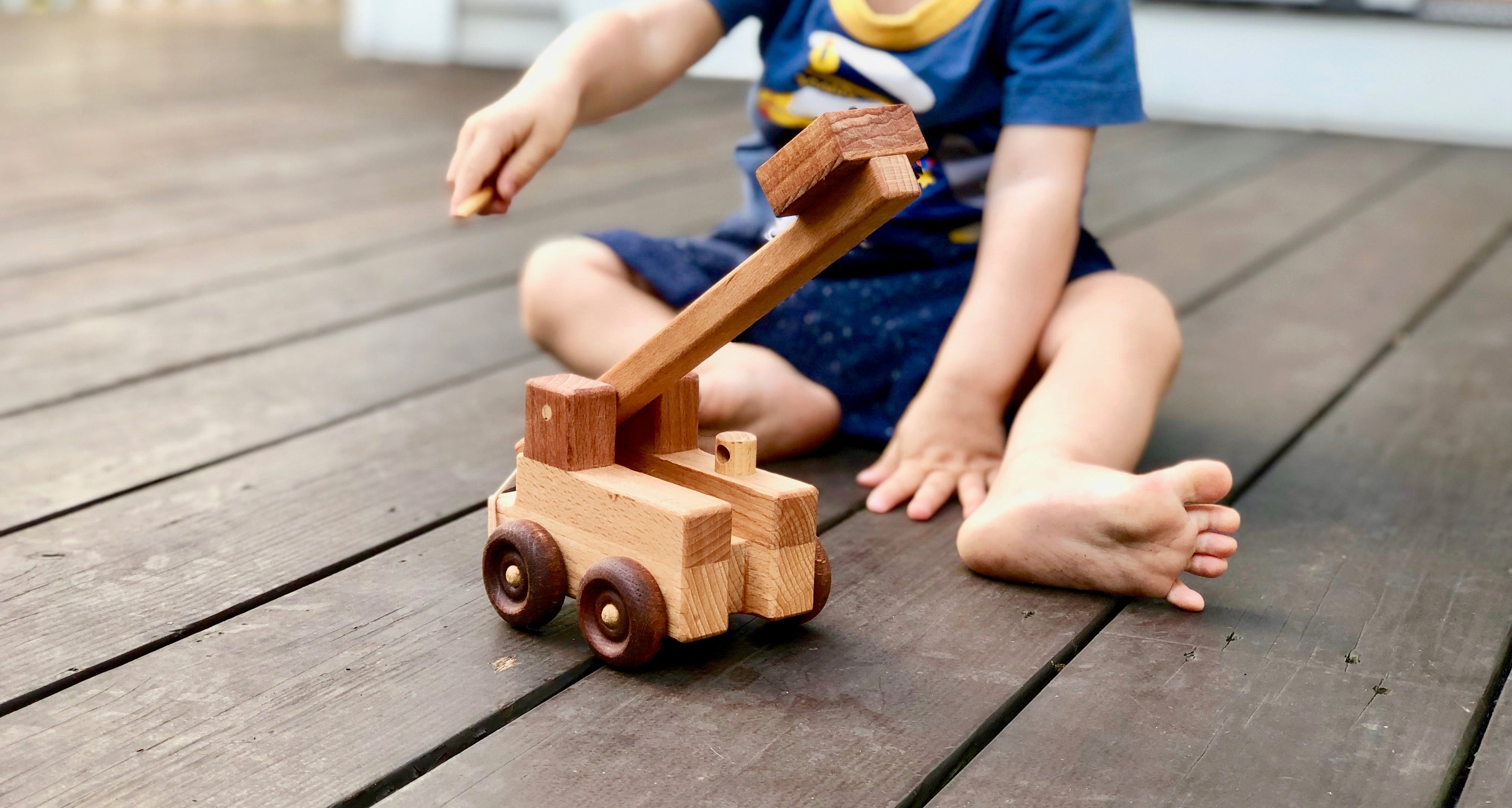 Hand-Crafted Wooden Catapult Sling Shot Toy